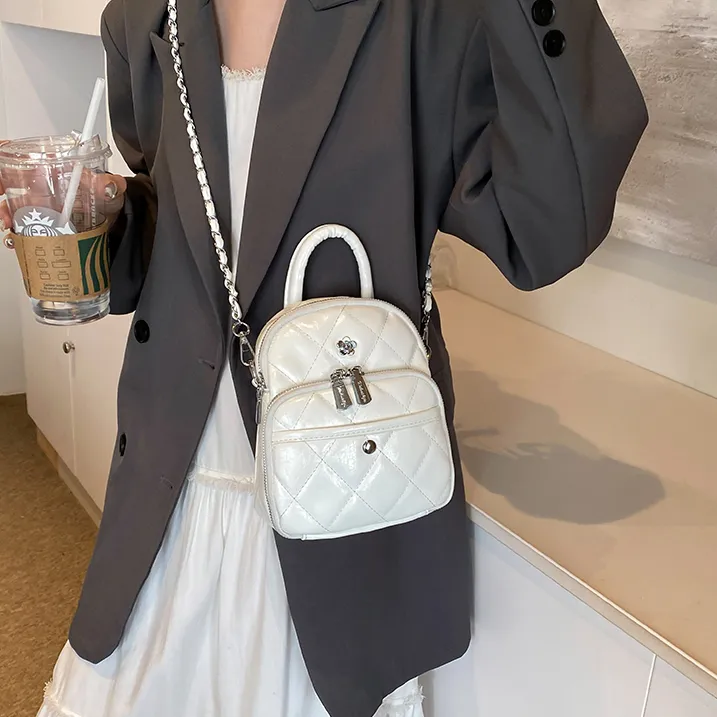 Cwatcun PU Crossbody One Shoulder Handbag Regular Women's White/Black/Burgundy/Silver-2