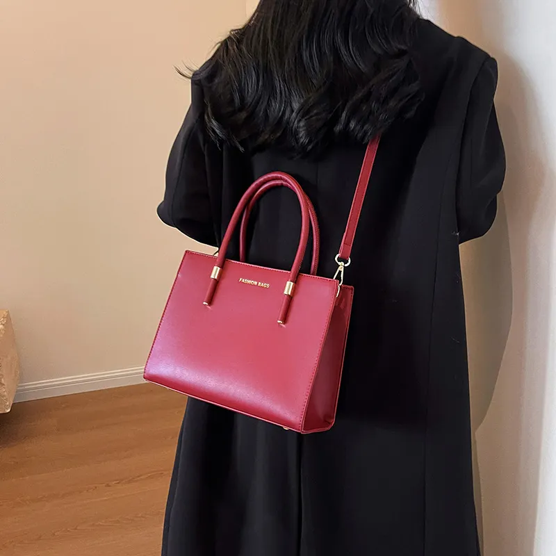 Cwatcun PU Shoulder Bag Crossbody Bag Handbag Women's Red/Black-2