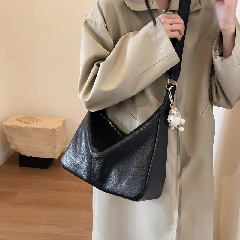 Cwatcun PU Crossbody Bag Regular Women's Ecru/Black/Brown/Coffee-5