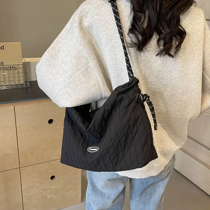 Cwatcun Canvas Bag Crossbody Bag Regular Women's Ecru/Black-8