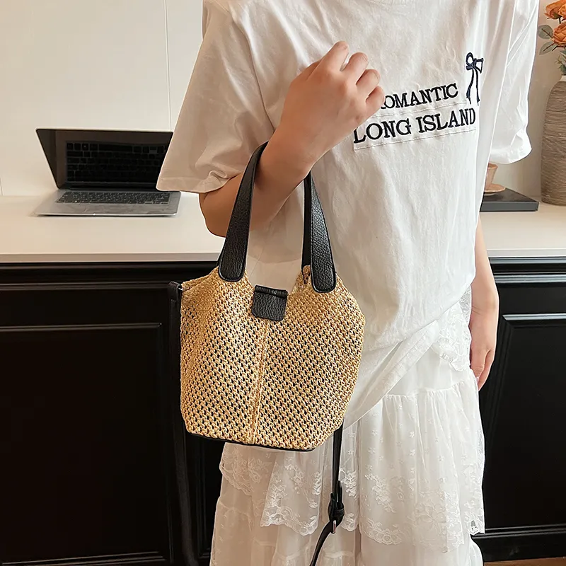 Cwatcun Straw Woven Shoulder Bag Crossbody Bag Regular Women's Brown/Black/Ecru-9