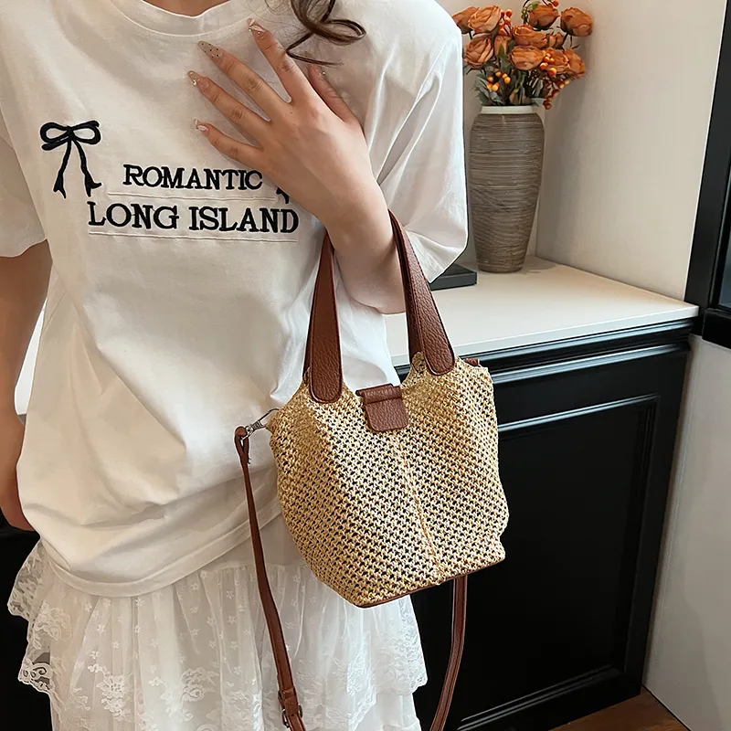 Cwatcun Straw Woven Shoulder Bag Crossbody Bag Regular Women's Brown/Black/Ecru-2
