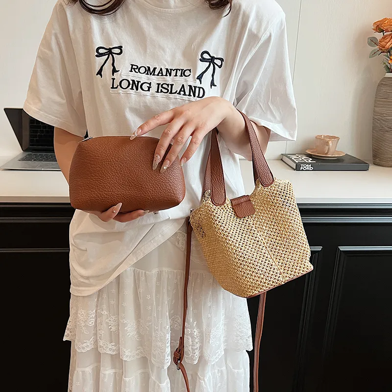 Cwatcun Straw Woven Shoulder Bag Crossbody Bag Regular Women's Brown/Black/Ecru-6