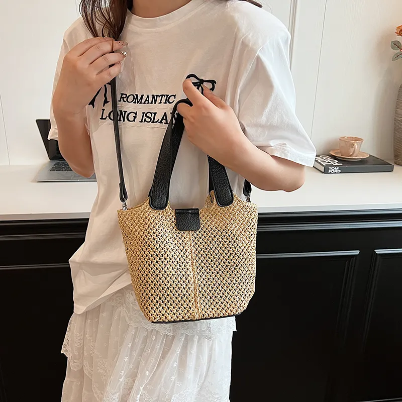 Cwatcun Straw Woven Shoulder Bag Crossbody Bag Regular Women's Brown/Black/Ecru-11