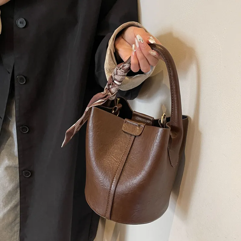 Cwatcun PU Bucket Bag, Shoulder Bag, Crossbody Bag, Handbag Regular Women's Coffee/Black-4
