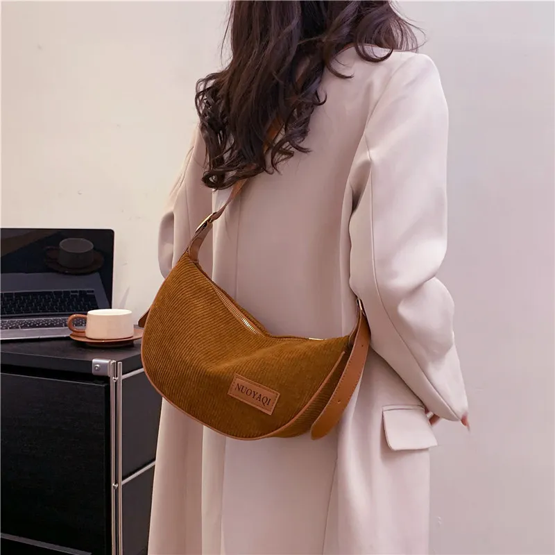 Cwatcun Corduroy Shoulder Bag Regular Women's Black/White/Brown-19