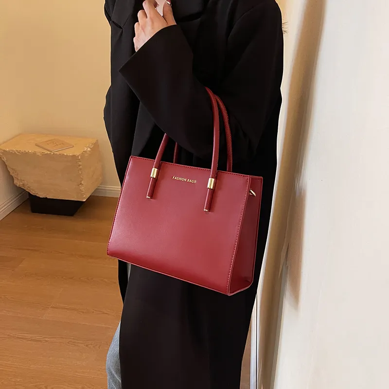 Cwatcun PU Shoulder Bag Crossbody Bag Handbag Women's Red/Black-3