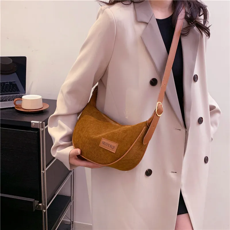 Cwatcun Corduroy Shoulder Bag Regular Women's Black/White/Brown-17