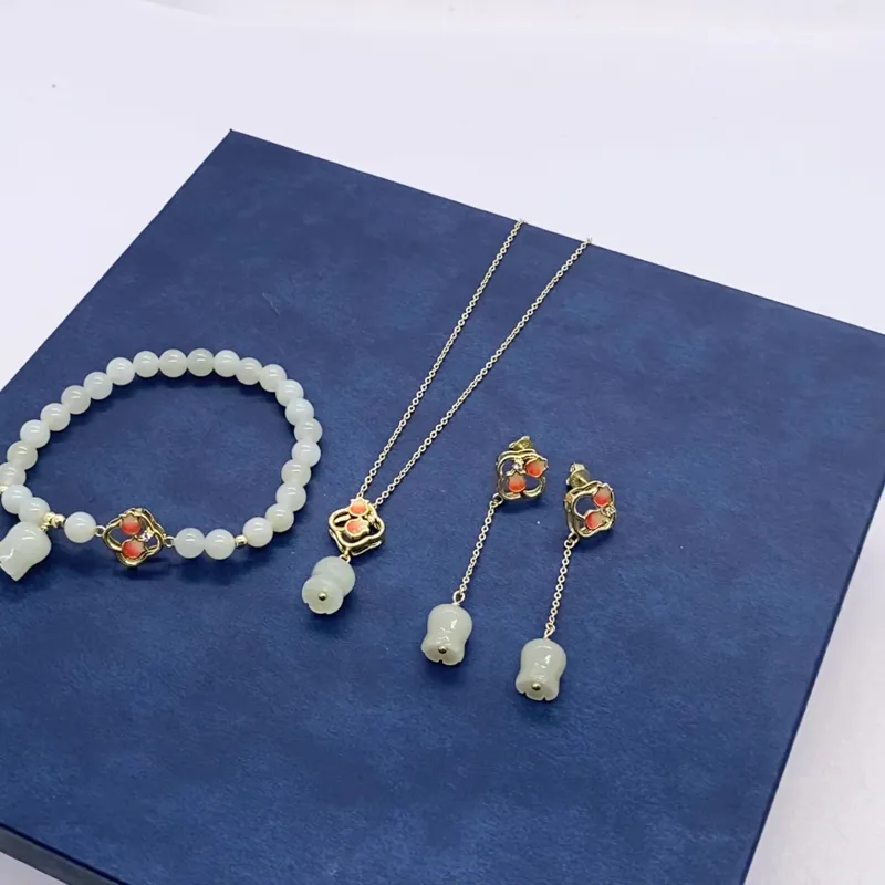 WEITIANXUAN Hetian Jade Bracelets White Jade/Pale Greenish White Jade Unisex-1