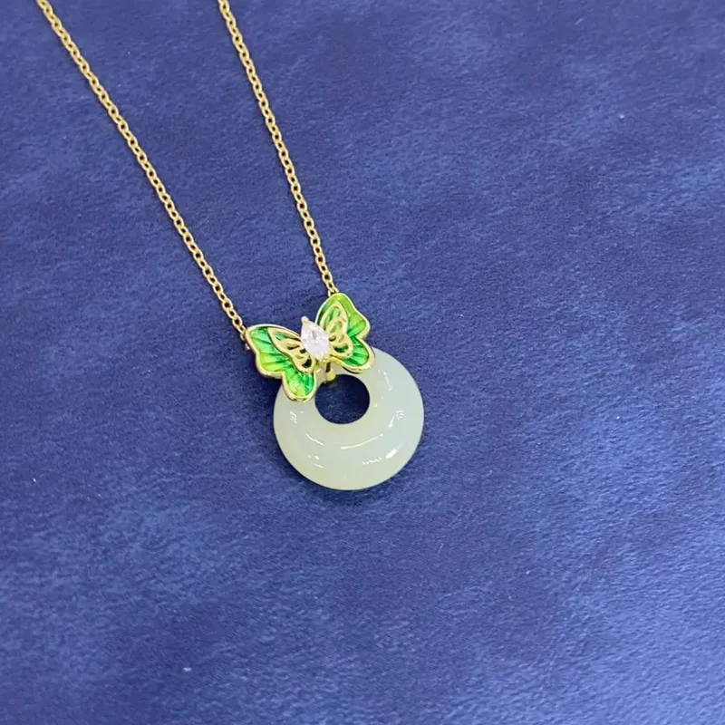 WEITIANXUAN Hetian Jade Necklaces White Jade/Pale Greenish White Jade Unisex-1