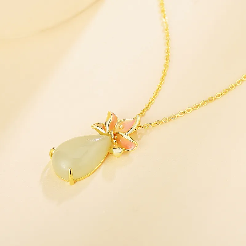 WEITIANXUAN Hetian Jade Necklaces White Jade/Pale Greenish White Jade Unisex-3