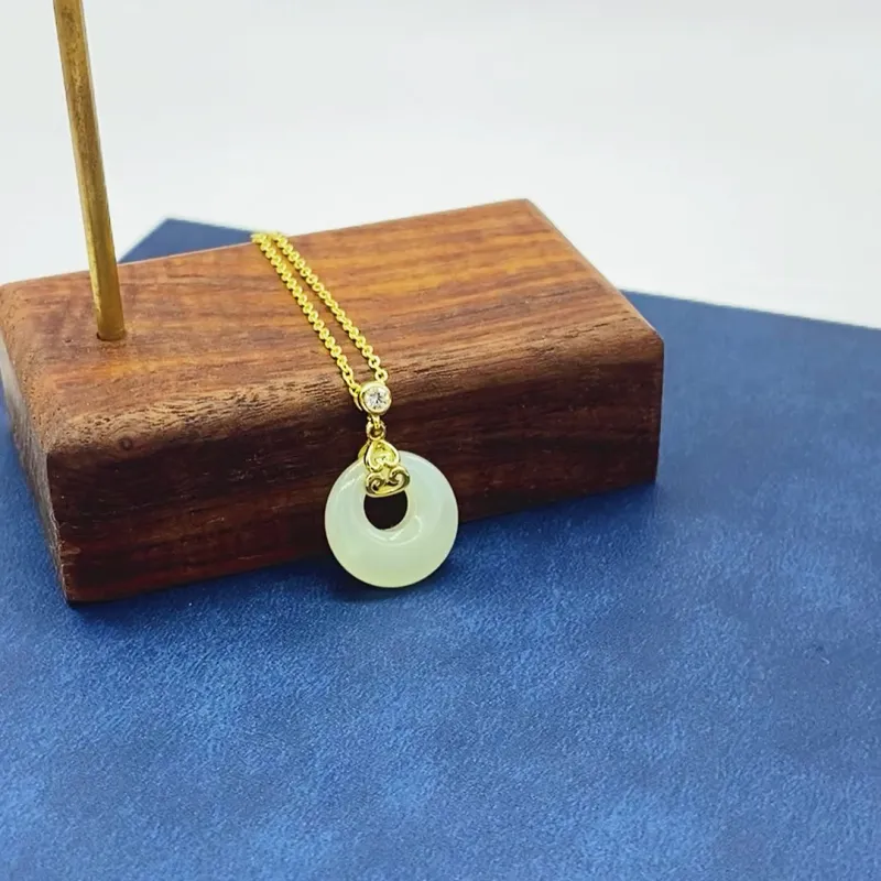 WEITIANXUAN Hetian Jade Necklaces White Jade/Pale Greenish White Jade Unisex-1