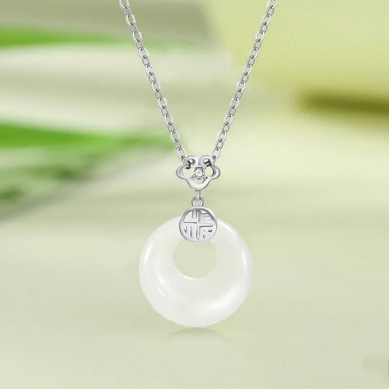 Bermuda Eyes Chalcedony Necklaces Women's-2