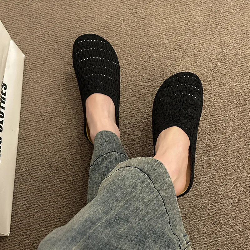 N6N8 Closed Toe Slippers Women's-14