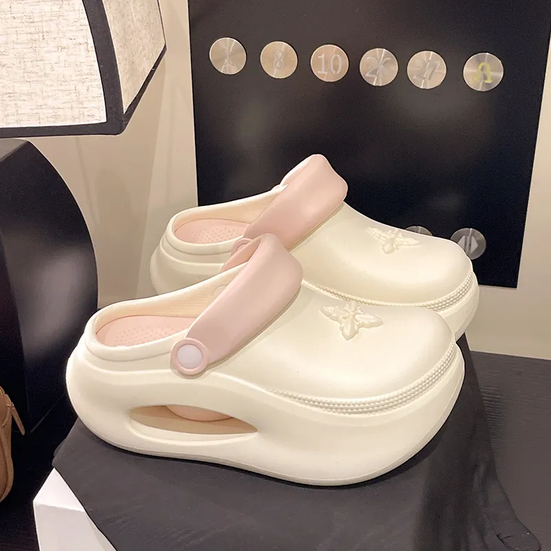 N6N8 Closed Toe Slippers Women's-8