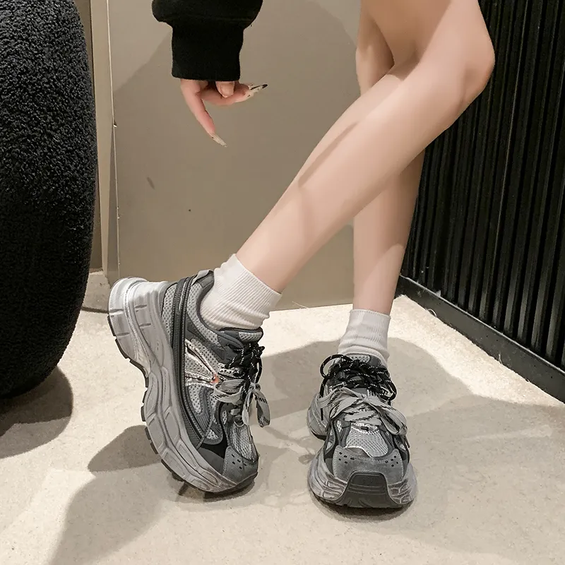 N6N8 Low-Top Chunky Sneakers Women's-10