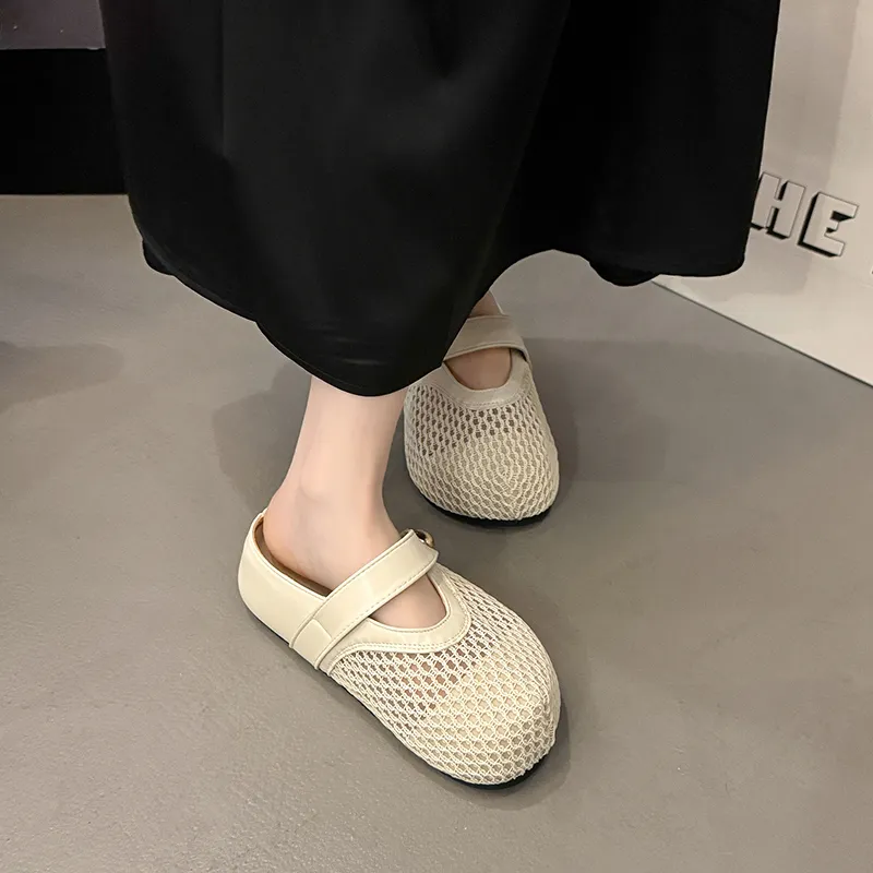 N6N8 Closed Toe Slippers Women's-1