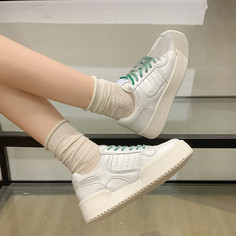 N6N8 Low-Top Skateboard Shoes Women's-6