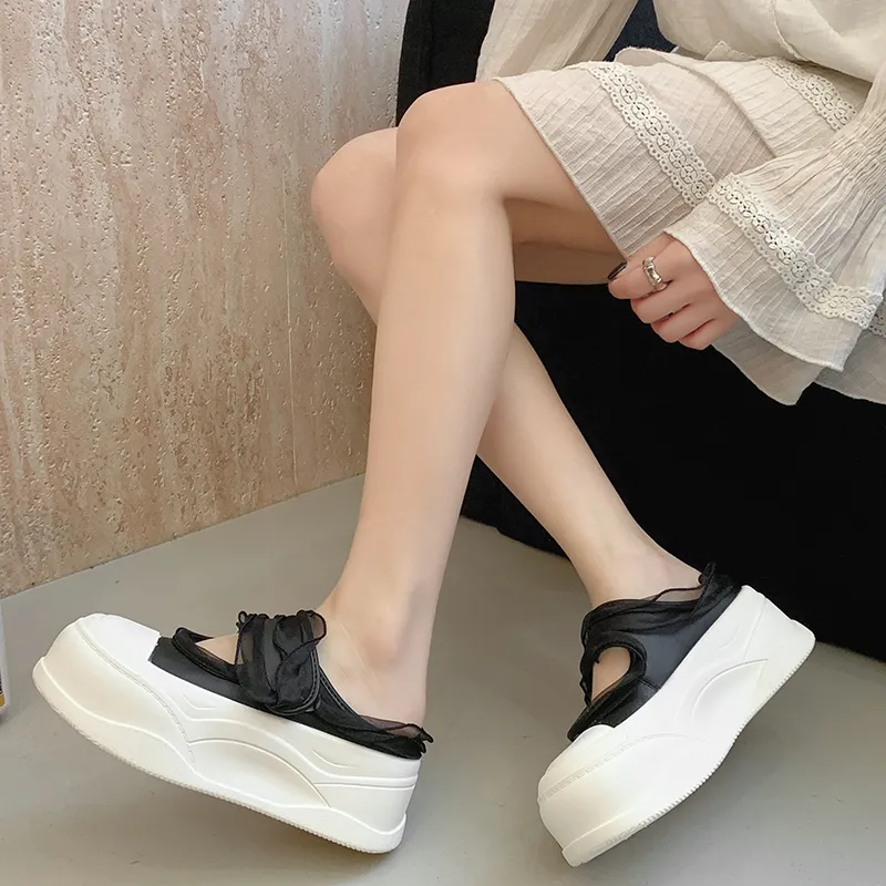 N6N8 Closed Toe Slippers Women's-14