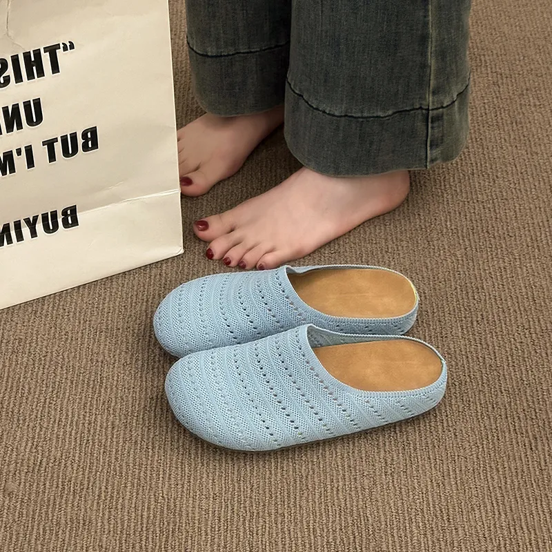 N6N8 Closed Toe Slippers Women's-10