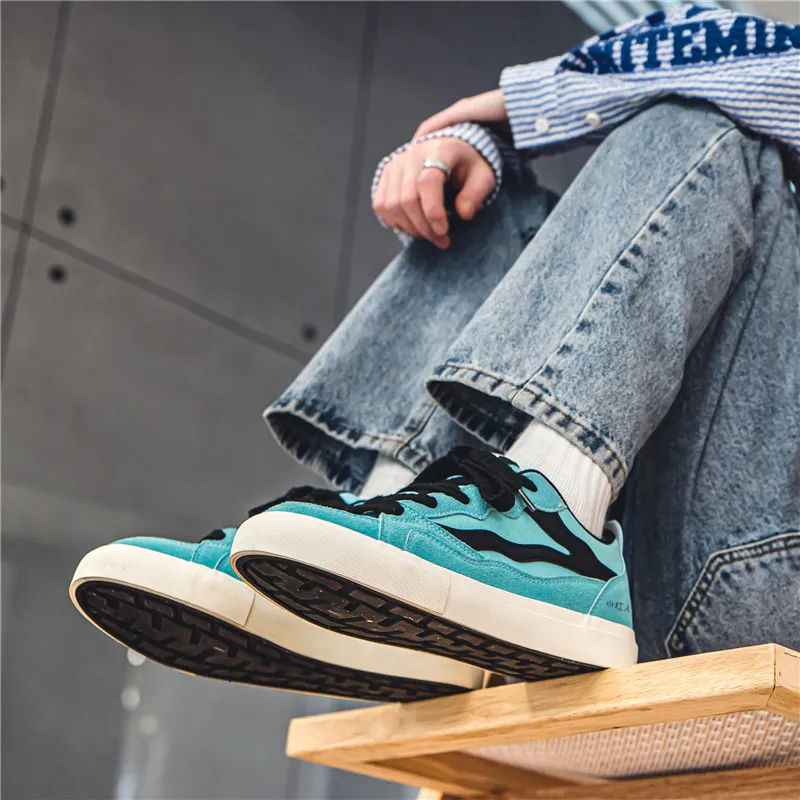 Little Red Man Low-Top Skateboard Shoes Men's-7