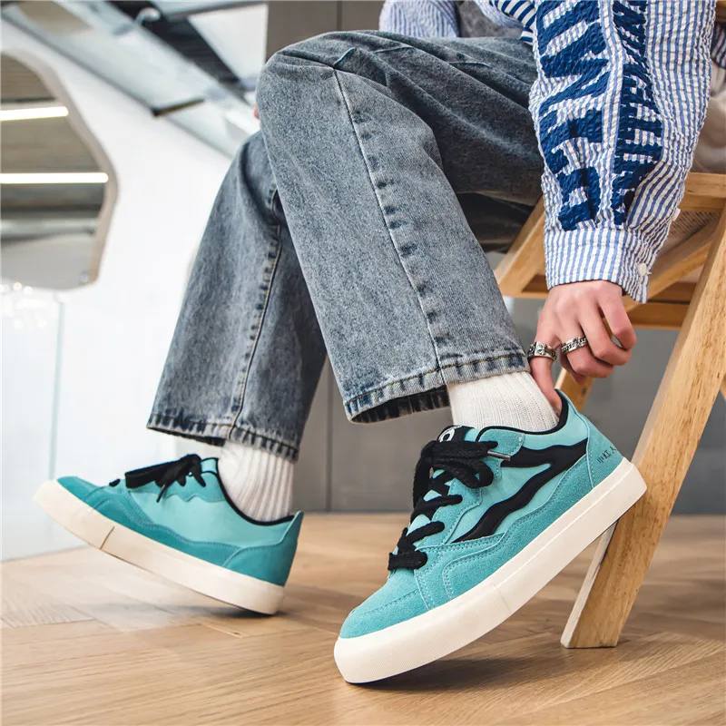 Little Red Man Low-Top Skateboard Shoes Men's-5