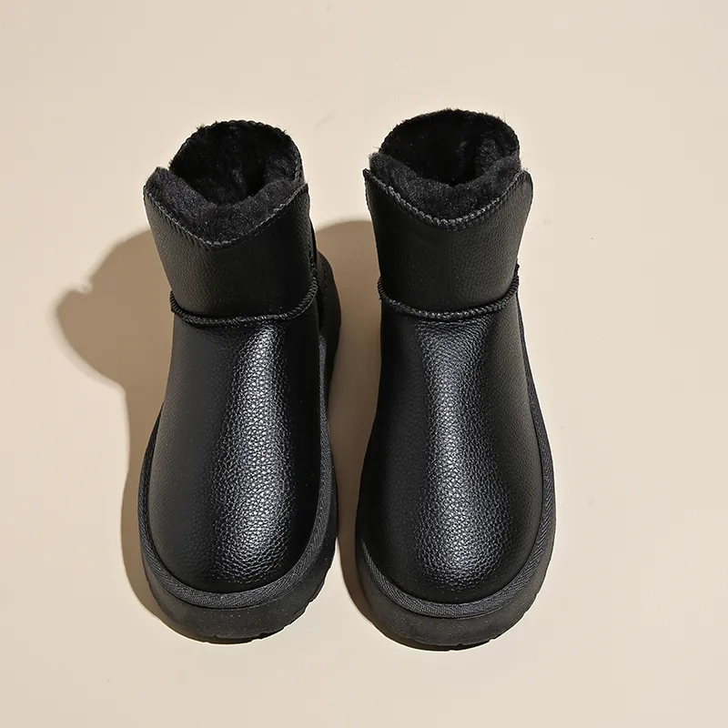Little Red Man Warm Slip Resistant Short Snow Boots Unisex-1