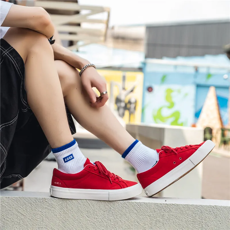 Little Red Man Low-Top Skateboard Shoes Men's-13