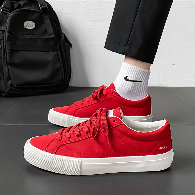 Little Red Man Low-Top Skateboard Shoes Men's-10