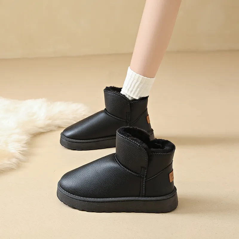 Little Red Man Warm Slip Resistant Short Snow Boots Unisex-2