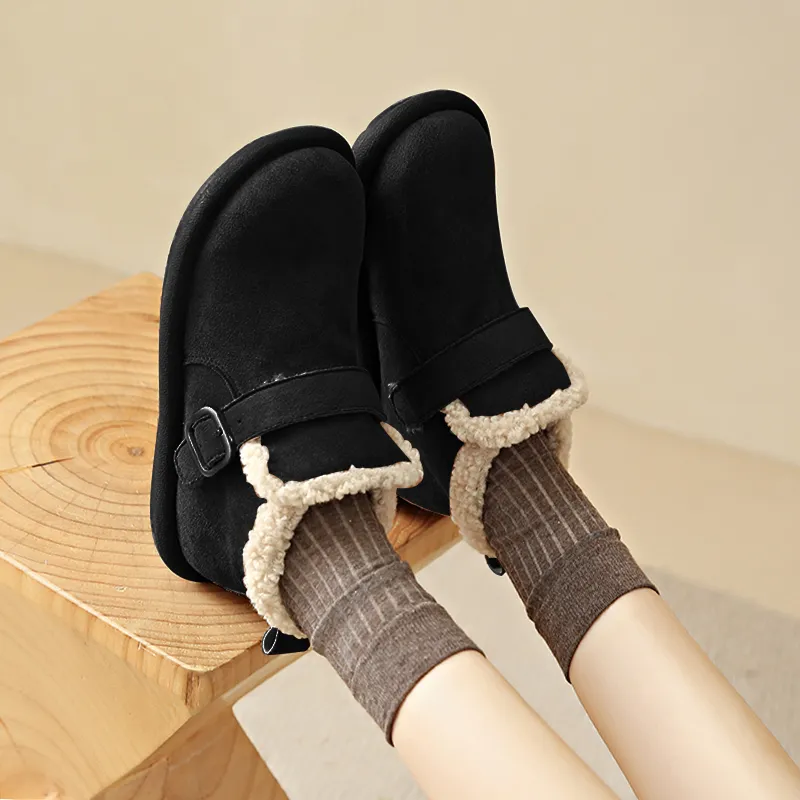 Little Red Man Ankle-Length Snow Boots Women's-7