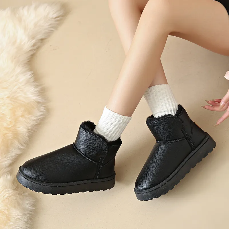 Little Red Man Warm Slip Resistant Short Snow Boots Unisex-3