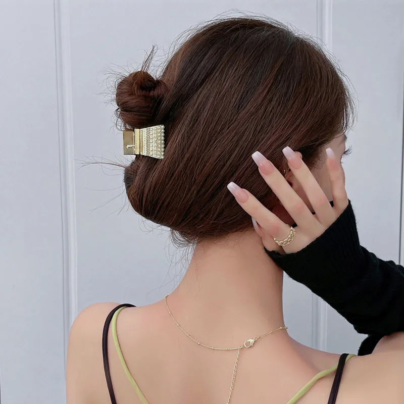LACEROOM Faux Pearl Hair Clips Women's-1