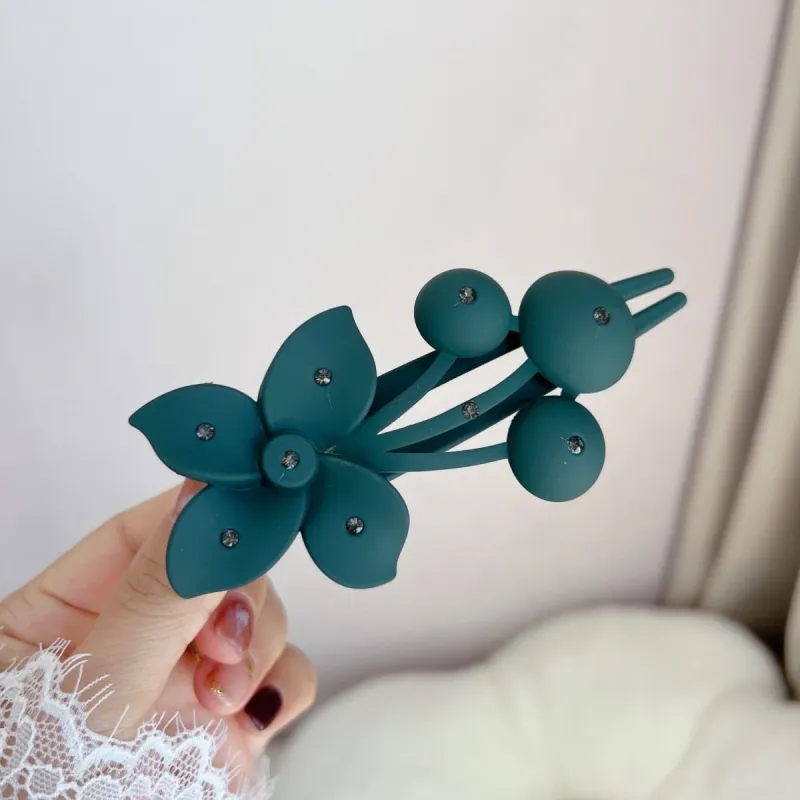 LACEROOM Plastic Hair Clips Women's-9