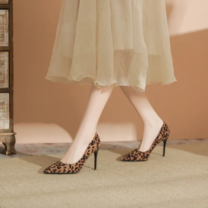 QITUMAUL Slim Heel High Heels Leopard Print-2