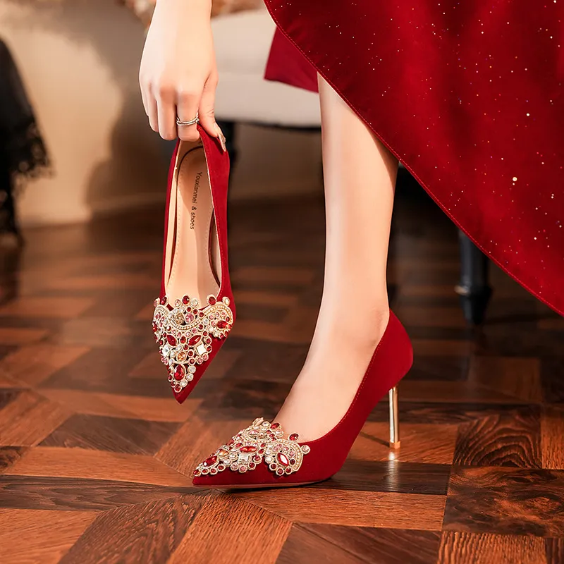 QITUMAUL Slim Heel High Heels Women's Red-9