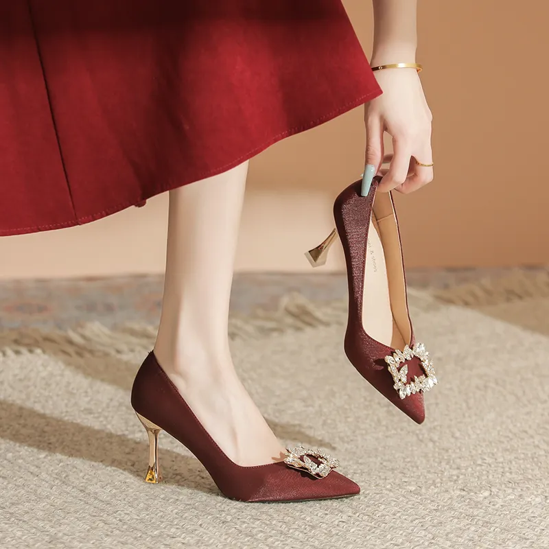 QITUMAUL High Heels Women's Burgundy-16