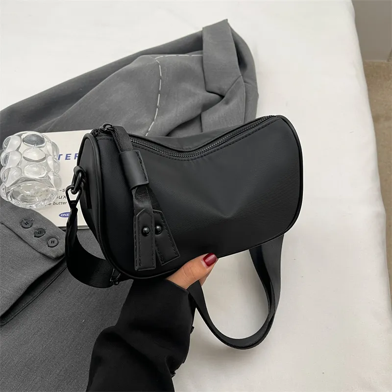 VINEY Fabric Shoulder Bag, Crossbody Bag, Pillow Bag Regular Women's Black-4