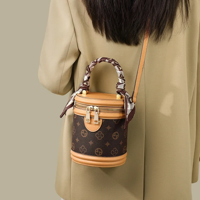 VINEY Synthetic Leather Shoulder Bag, Crossbody Bag, Handbag, Cylinder Bag Trumpets Women's Khaki & Coffee-3
