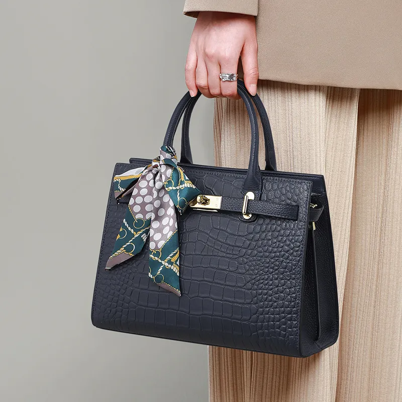 VINEY Cow Leather Handbag Tubas Women's Blue Black-3