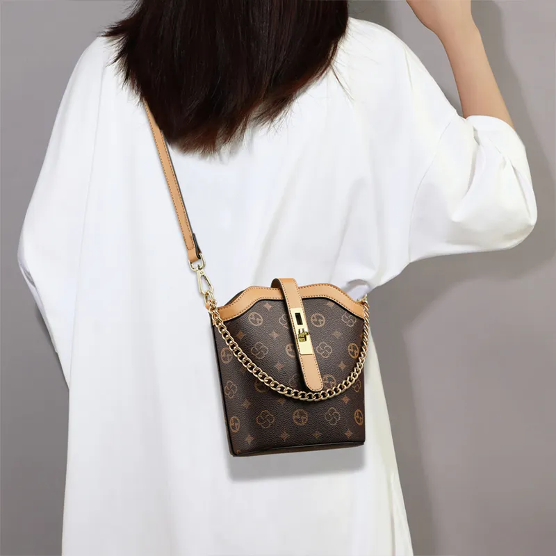 VINEY Synthetic Leather Shoulder Bag Crossbody Bag Regular Women's Coffee-1