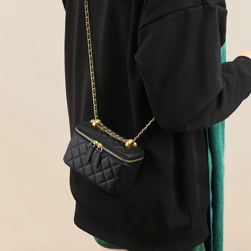 VINEY Sheepskin Crossbody Bag, Shoulder Bag, Box Bag Trumpets Women's Black-4