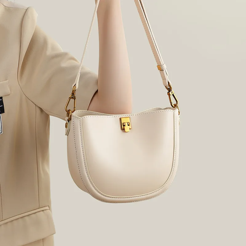 VINEY Cow Leather Shoulder Bag, Crossbody Bag, Saddle Bag Regular Women's Ecru-3