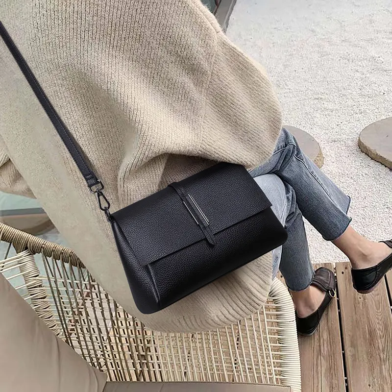 VINEY Cow Leather Shoulder Bag Crossbody Bag Mom Bag Small Size Women's Black-1
