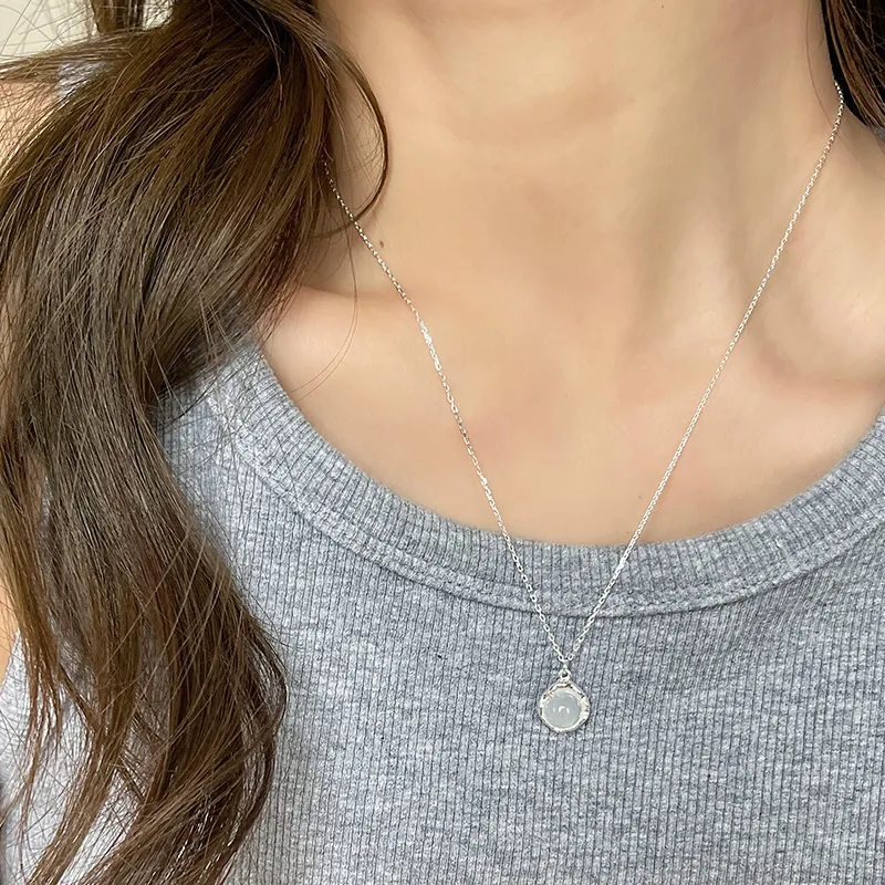 Ascending Chalcedony Jade Necklaces Women's-4