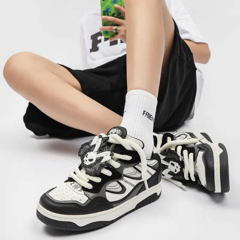 MR.PESIN Low Top Skateboard Shoes Unisex Black White-4