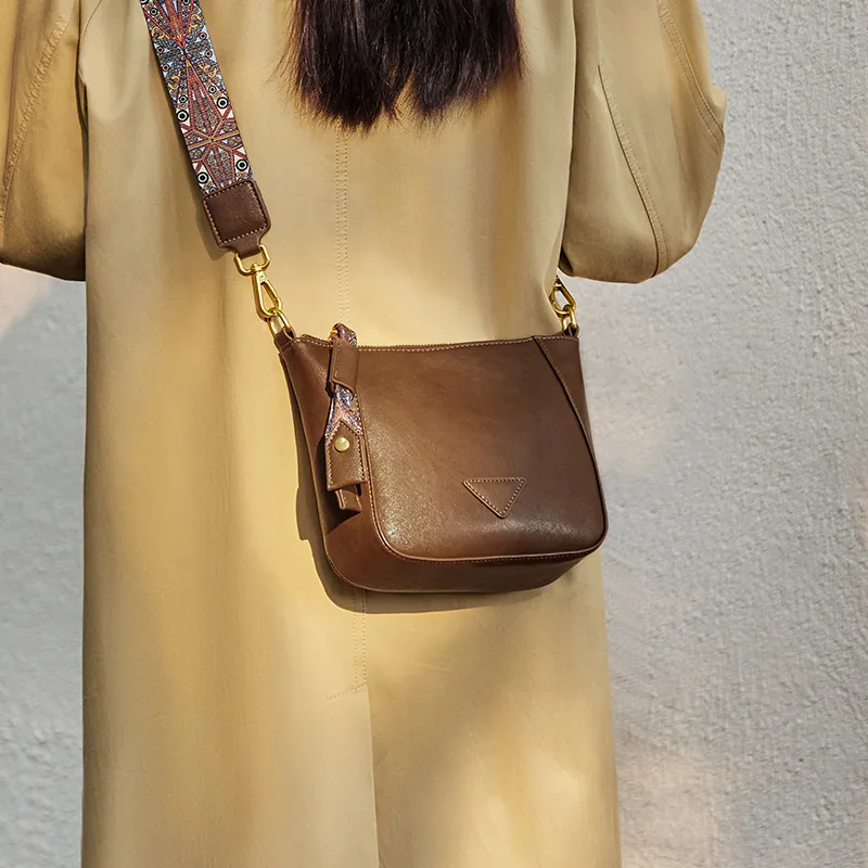 Narandu Crossbody Bags-3