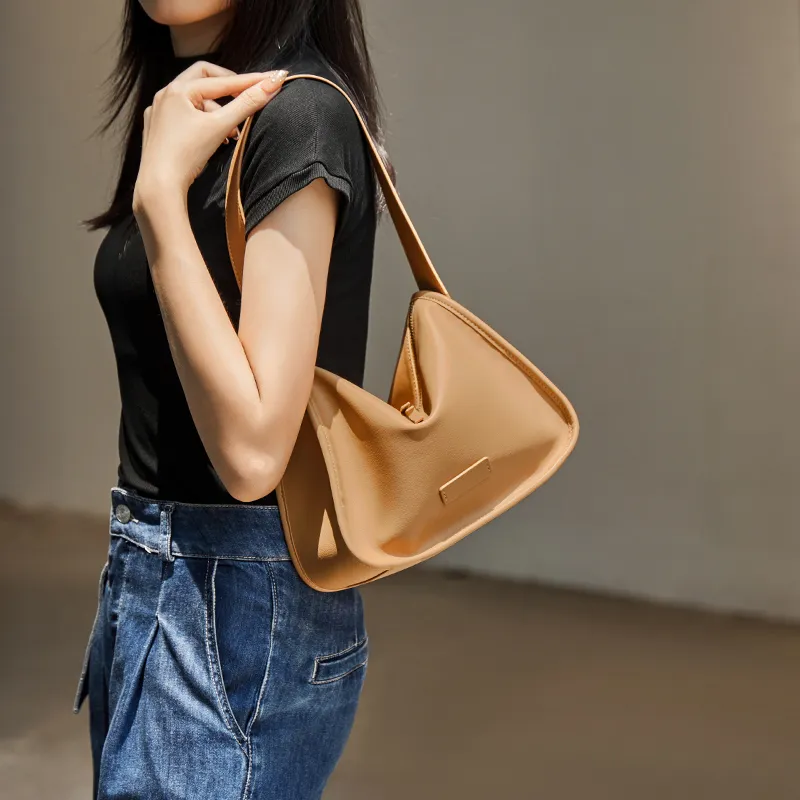 Narandu Cow Leather Shoulder Bag, Pillow Bag, Crossbody Bag, Shoulder Bag Women's Black/Salted Coffee/Cream Apricot-14
