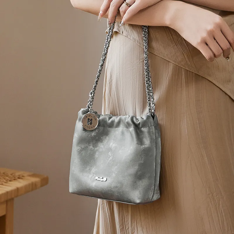 Narandu Crossbody Bags-3