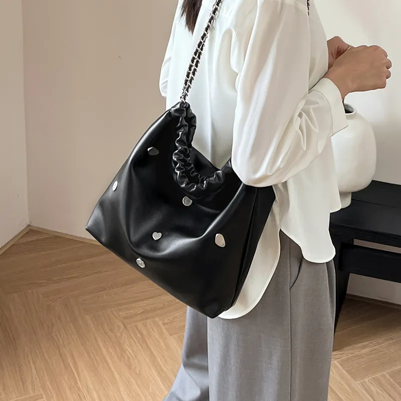 Narandu Synthetic Leather Chain Bag, Tote Bag, Crossbody Bag, Shoulder Bag Large Size Women's Black-2